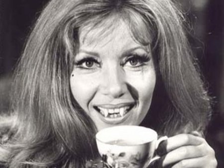 Posted in Uncategorized with tags Cinema Ingrid Pitt Vampire on November